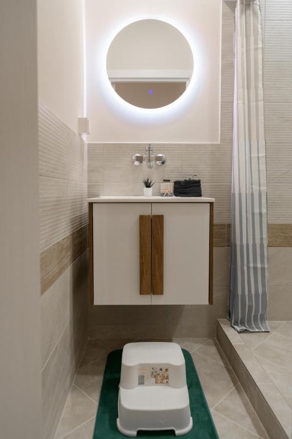 Black Sea Dolphin Apartment فارنا المظهر الخارجي الصورة